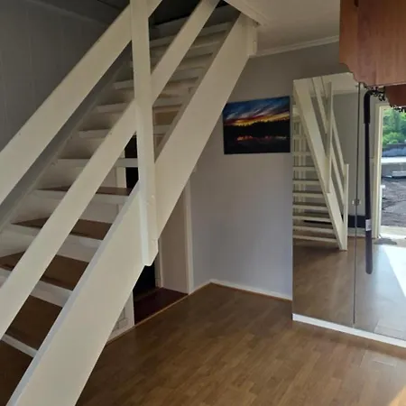 Leilighet Idyllisk, Landlig Hus Til Leie